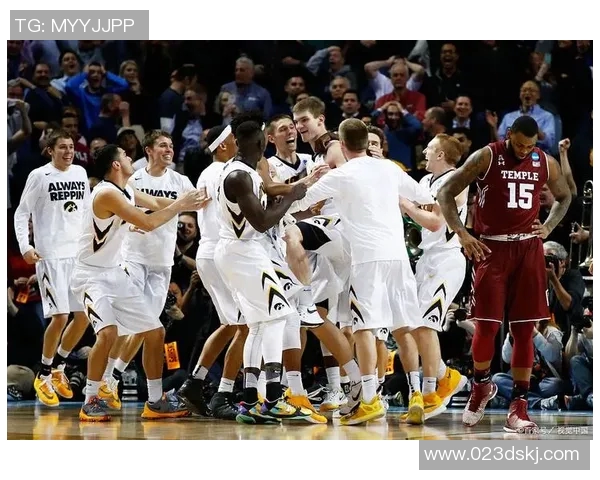 火箭队与热火队激战全场精彩瞬间回顾与赛后分析