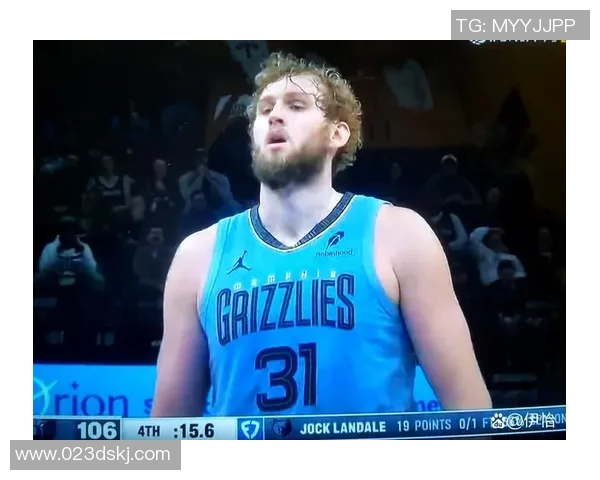 12月31日灰熊与勇士激战回顾双方表现与关键时刻分析