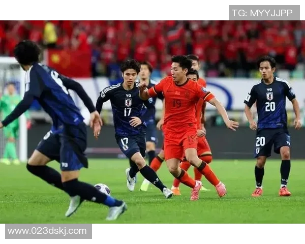 东亚杯激战日本对阵韩国精彩比分回顾与赛后分析