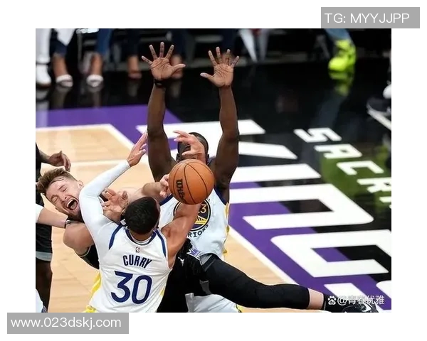 雷霆与勇士精彩对决全场录像回放分析与精彩时刻回顾